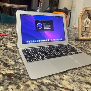 MacBook Air Core i5 Monterey Installed Great Condition